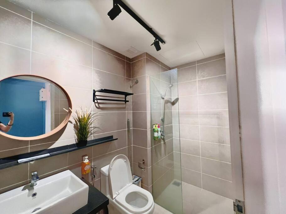 7 Pax Family Connecting Room D'Sara, Direct Link Mrt Kampung Selamat, Near Sungai Buloh & Thomson Hospital Shah Alam Exterior foto