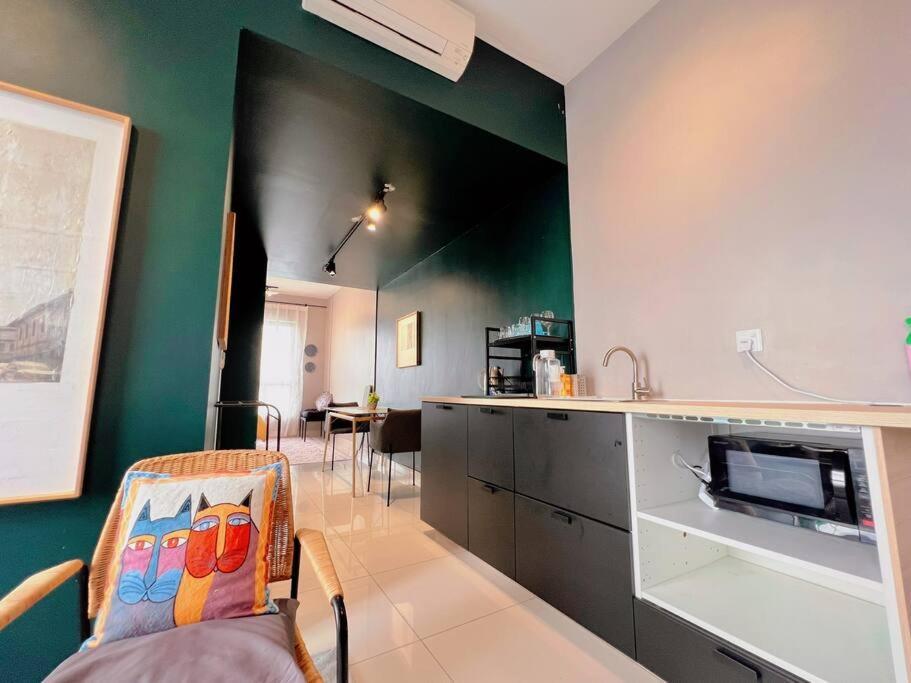 7 Pax Family Connecting Room D'Sara, Direct Link Mrt Kampung Selamat, Near Sungai Buloh & Thomson Hospital Shah Alam Exterior foto