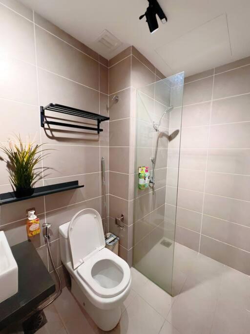7 Pax Family Connecting Room D'Sara, Direct Link Mrt Kampung Selamat, Near Sungai Buloh & Thomson Hospital Shah Alam Exterior foto